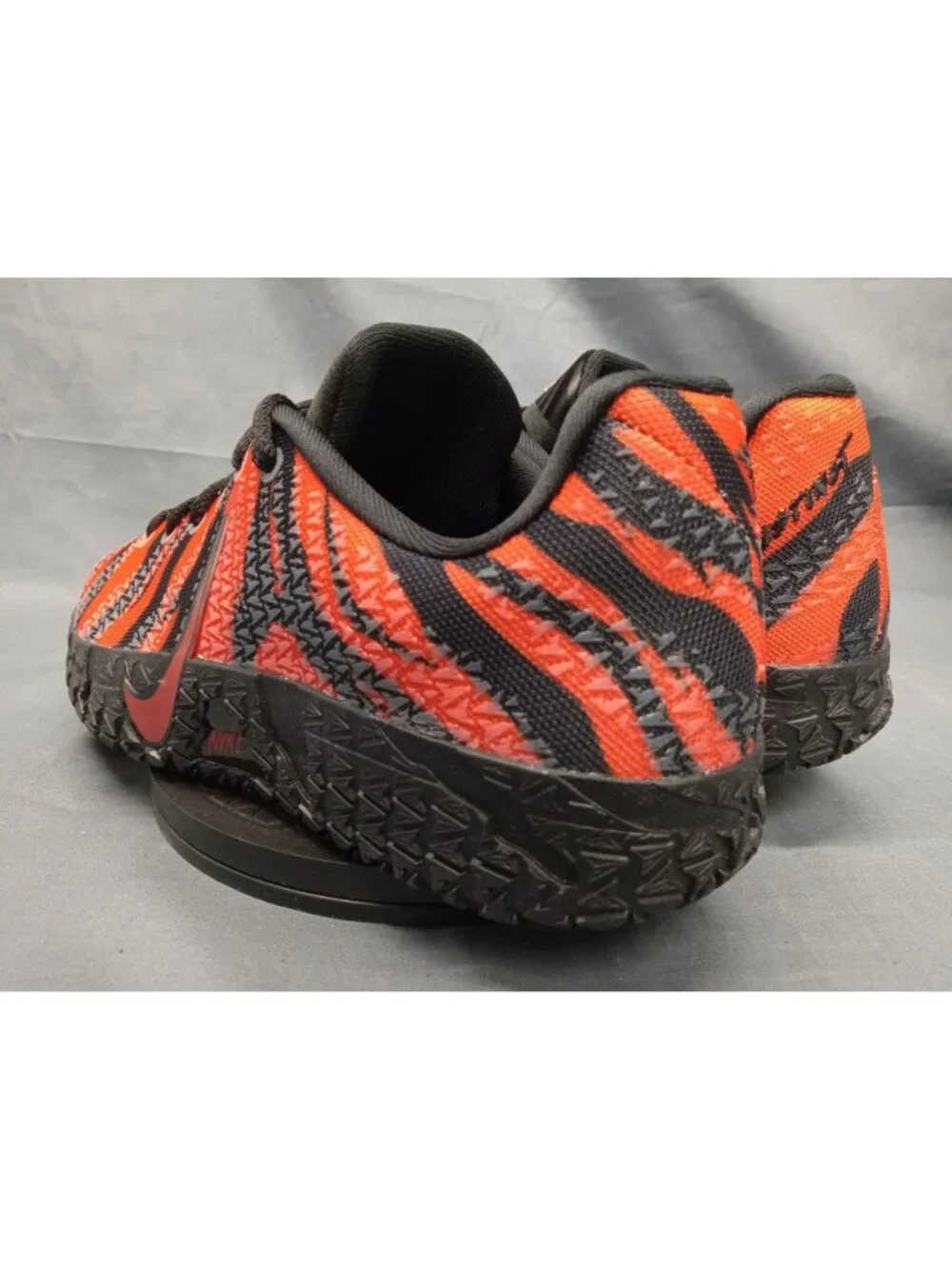 Nike Ja 3 Animal Pack Tiger (GS) Safety Orange Black Boys Size 4 NEW NO BOX!